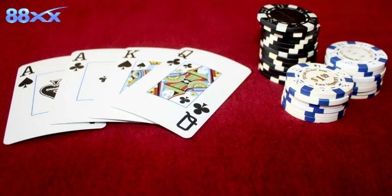 Đây là biến thể poker hiện đại với jackpot tăng dần